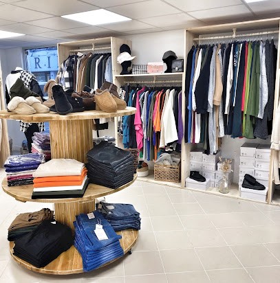 May’sap Paris, Magasin de Vêtements à Limay