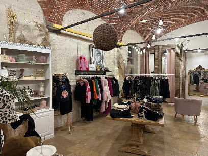 Boutique Soleilla Magasin De Vêtements à Mérignies