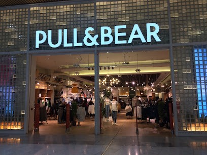Pull & Bear, Magasin de Vêtements à Roissy-en-France
