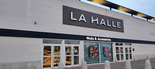La Halle, Magasin de Vêtements à Fréjus