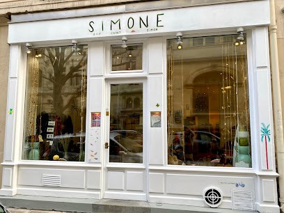 Simone, Magasin de Vêtements à Paris 07