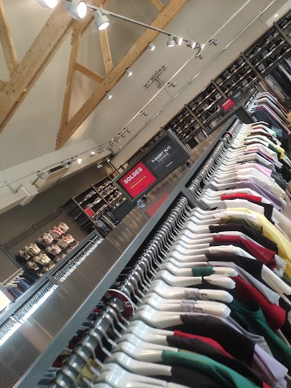 G-Star Outlet Troyes, Magasin de Vêtements à Lavau