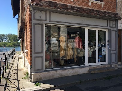 Atelier Voltaire, Magasin de Vêtements aux Andelys