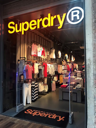 Superdry, Magasin de Vêtements au Havre