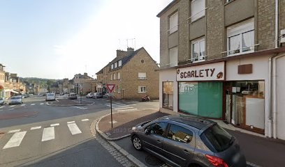 Scarlety'+, Magasin de Vêtements à Saint-Hilaire-du-Harcouët