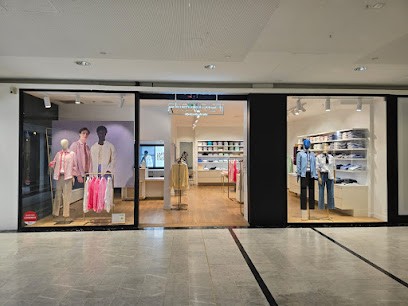 Figaret Parly 2, Magasin de Vêtements au Chesnay