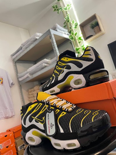 STONE STORE, Magasin de Vêtements à Saint-Louis