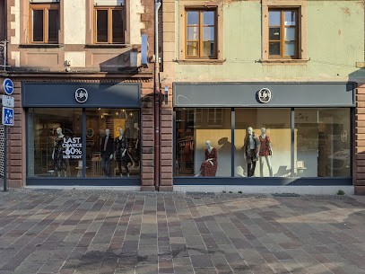 Un Jour Ailleurs Haguenau, Magasin de Vêtements à Haguenau