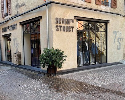 Seven Street, Magasin de Vêtements à L'Isle-sur-la-Sorgue