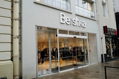 Bershka, Magasin de Vêtements à Reims