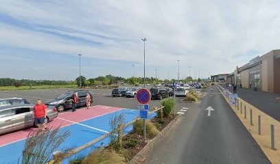 Magasin DistriCenter Saint-Léonard/Fecamp, Magasin de Vêtements à Saint-Léonard