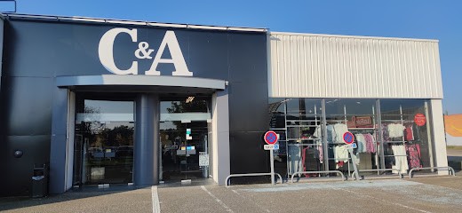C&A, Magasin de Vêtements à Geispolsheim