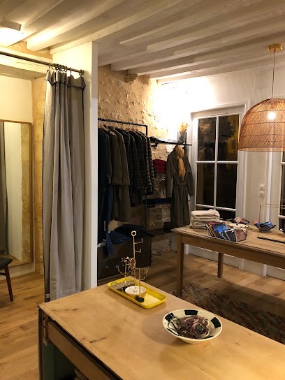 Les Heures Bellême, Magasin de Vêtements à Bellême