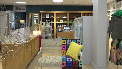 Doussain Ets, Magasin de Vêtements à Montendre