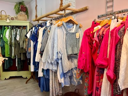 MON GRENIER HIPPIE St Jean De Monts, Magasin de Vêtements à Saint-Jean-de-Monts