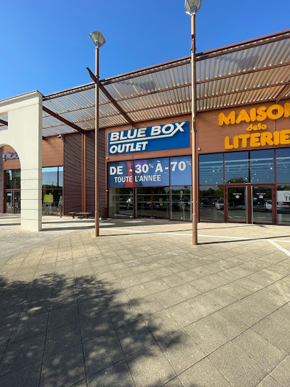 Blue Box Outlet Magasin De Vêtements à Bègles