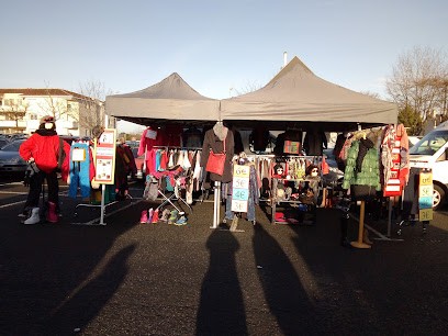 Sapes Et Chic, Magasin de Vêtements à Vallet