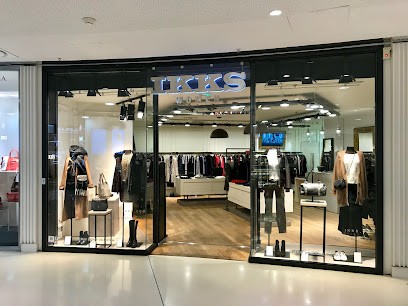 IKKS, Magasin de Vêtements à Paris 15