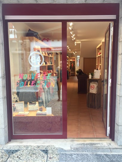 Boutique 64, Magasin de Vêtements à Espelette