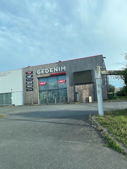 GEDENIM SPORT & JEANS LA CROIX BLANCHE, Magasin de Vêtements à Sainte-Geneviève-des-Bois