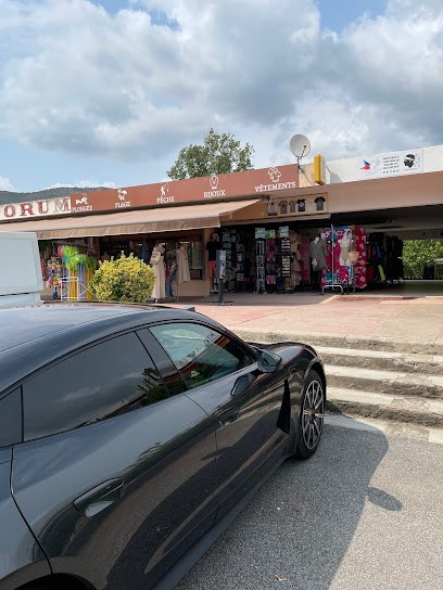 Le Forum, Magasin de Vêtements à Vico