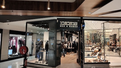 IKKS, Magasin de Vêtements au Chesnay