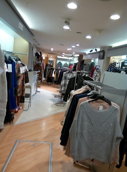 Aupied Du Temps, Magasin de Vêtements à Luxeuil-les-Bains