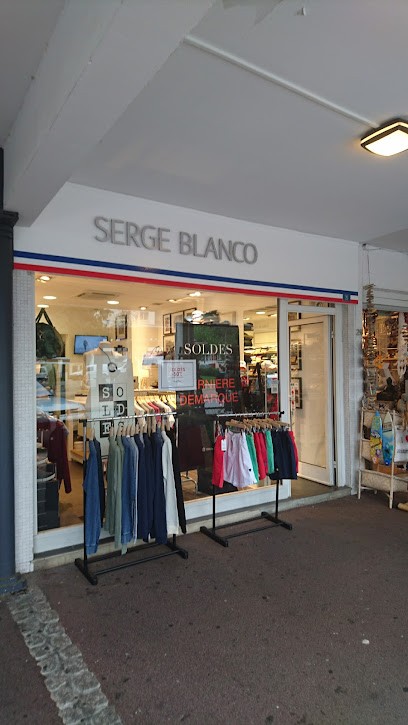 Serge Blanco, Magasin de Vêtements à Angresse