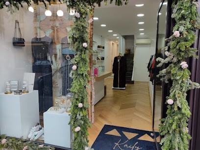 Boutique Kaily by Zelya, Magasin de Vêtements à Versailles
