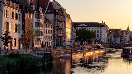 Curieux - pop up store strasbourgeois, Magasin de Vêtements à Strasbourg