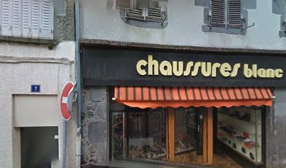 A Priori, Magasin de Vêtements à Mauriac