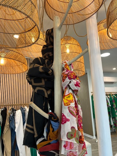 Mademoiselle M, Magasin de Vêtements à Sens