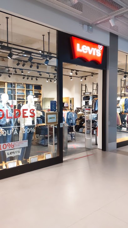 CLOSED - Levi's® Ferney-Voltaire, Magasin de Vêtements à Ferney-Voltaire