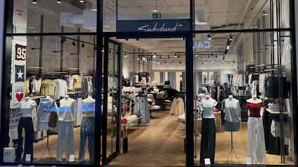 Subdued Magasin De Vêtements à Marseille 02