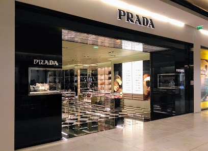 Prada, Magasin de Vêtements à Tremblay-en-France