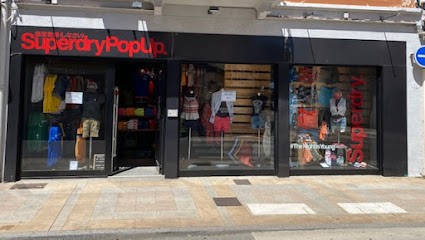 Superdry Pop Up, Magasin de Vêtements à Sainte-Maxime
