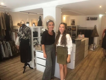 LILY JADE, Magasin de Vêtements à Ploemeur
