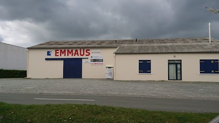 Emmaüs La Zin, Magasin de Vêtements à Aigné