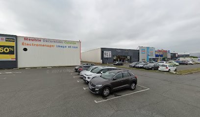 Cache Cache, Magasin de Vêtements à Ibos