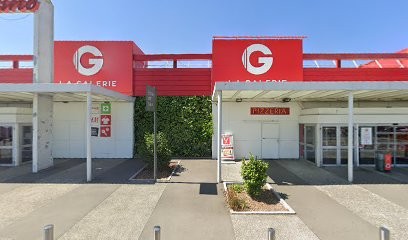 Jacqueline Riu, Magasin de Vêtements à Saint-Martin-des-Champs