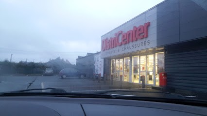 Store DistriCenter St Meen Le Grand, Magasin de Vêtements à Saint-Méen-le-Grand