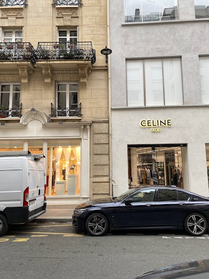 Céline, Magasin de Vêtements à Paris 07