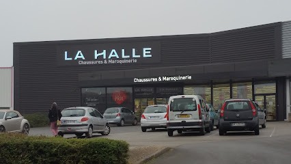 Halle Fashion And Accessories, Magasin de Vêtements à Lanester