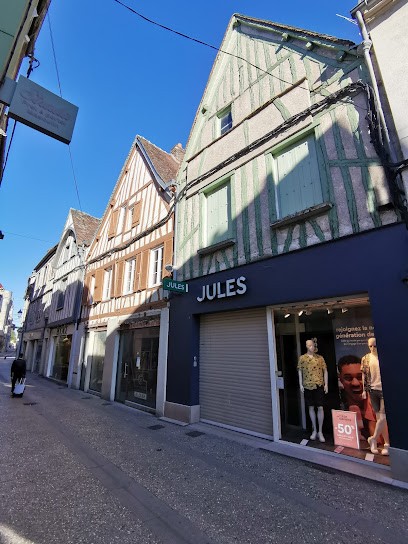 Jules Sens-Grande Rue - fermé, Magasin de Vêtements à Sens