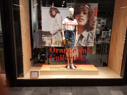 Levi's® Villeneuve La Garenne, Magasin de Vêtements à Villeneuve-la-Garenne