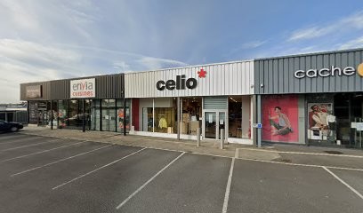 Jules MAYENNE, Magasin de Vêtements à Mayenne