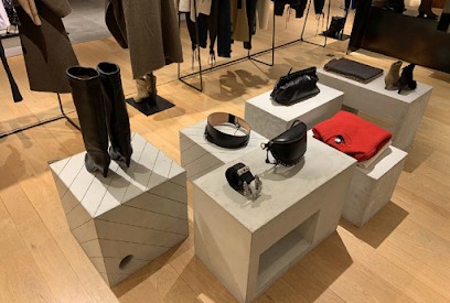 Isabel Marant Le Bon Marché, Magasin de Vêtements à Paris 07