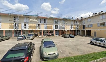 La Croix Rouge, Magasin de Vêtements à Saint-Quentin-Fallavier