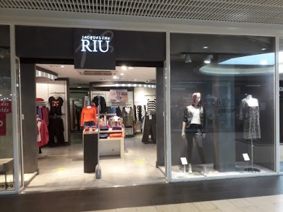 RIU Paris -Jacqueline RIU - Marseille Valentine, Magasin de Vêtements à Marseille 11