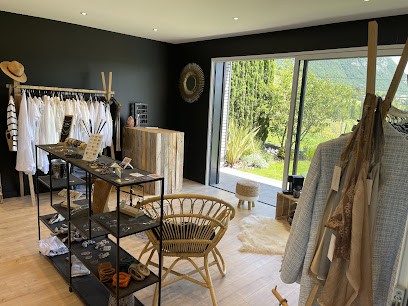 Le Coin Des Shoppeuses, Magasin de Vêtements à Saint-Jeoire-Prieuré